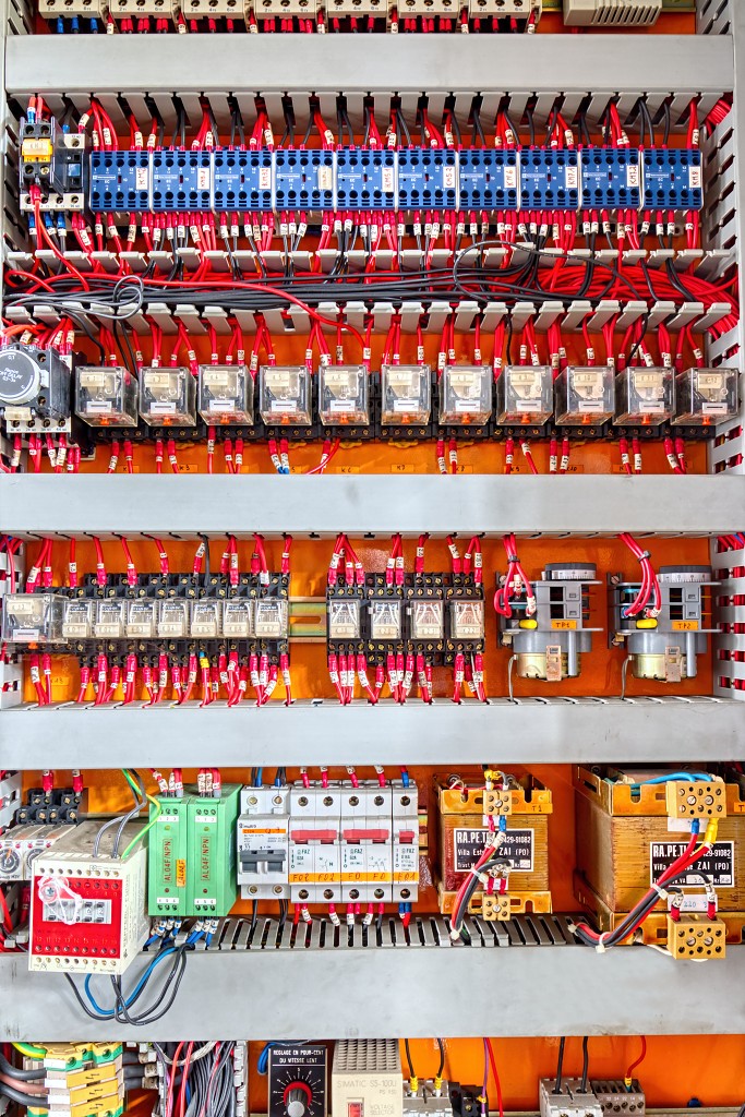 club soda hdr belgie urbex spa belgique belgium decay verlaten fabriek usine factory spawater bronwater ingestort lost abandoned